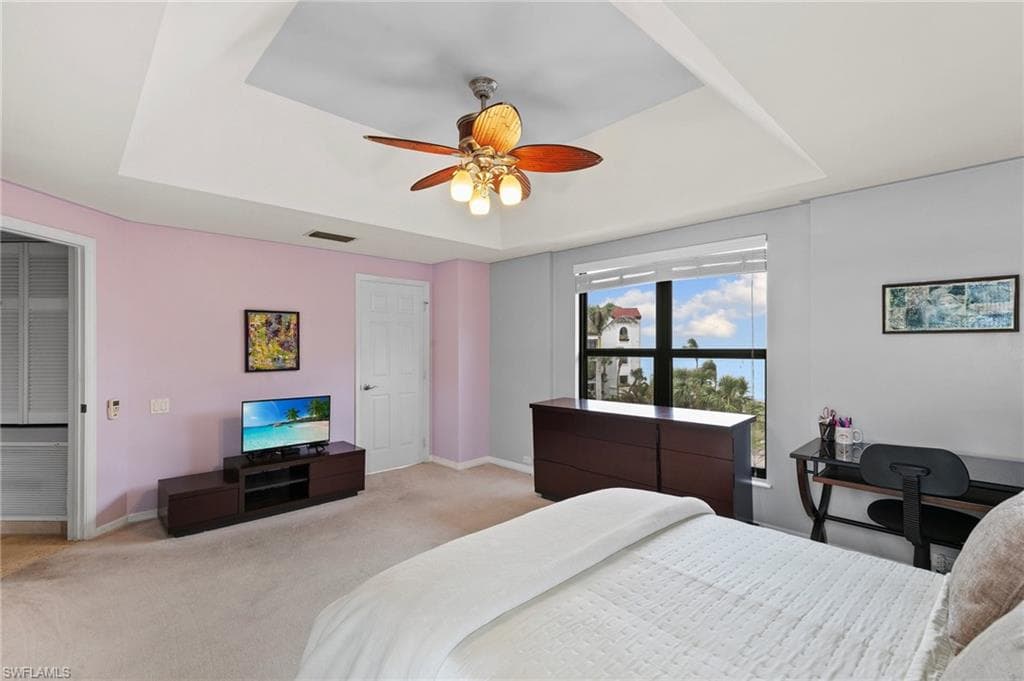 502 La Peninsula Blvd 502, Naples, FL 34113-32