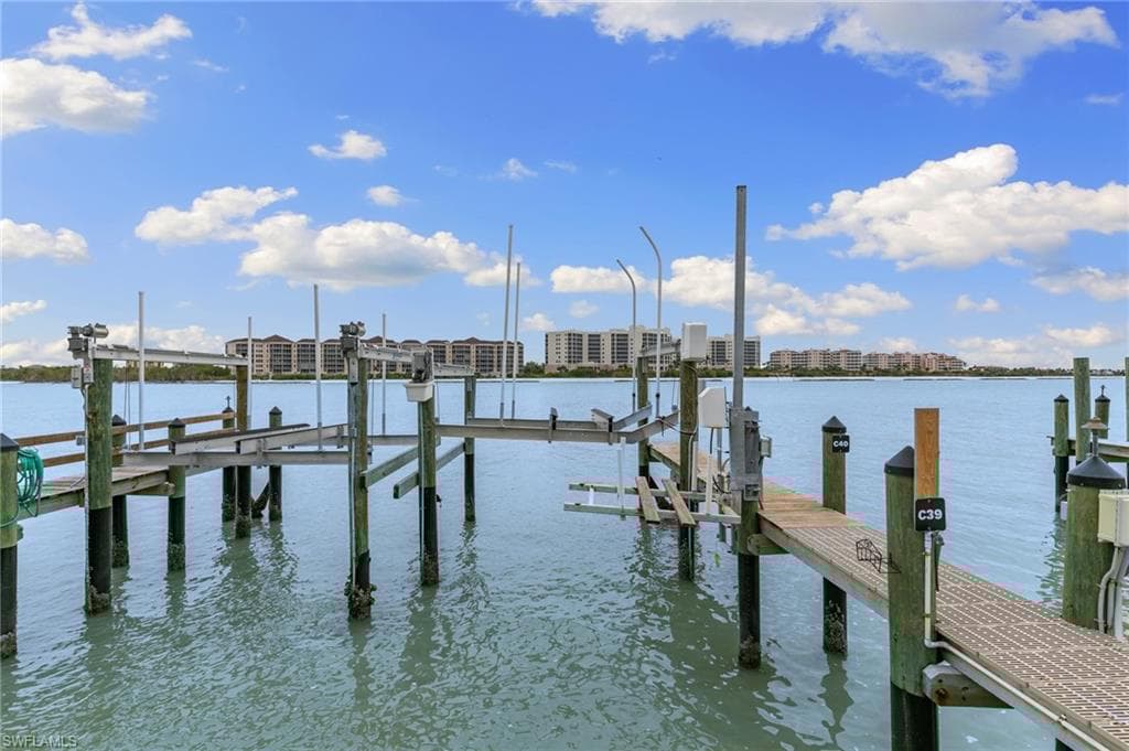 502 La Peninsula Blvd 502, Naples, FL 34113-42