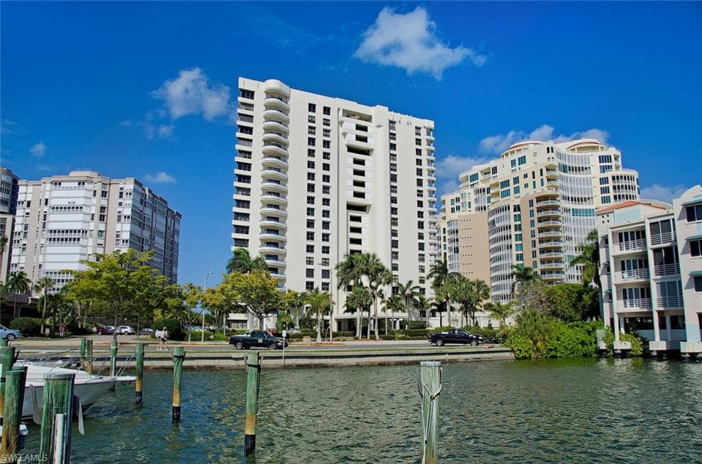 4451 Gulf Shore Blvd N 1705, Naples, FL 34103-16