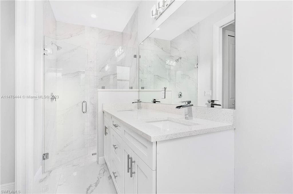 4091 56th Ave NE, Naples, FL 34120-13