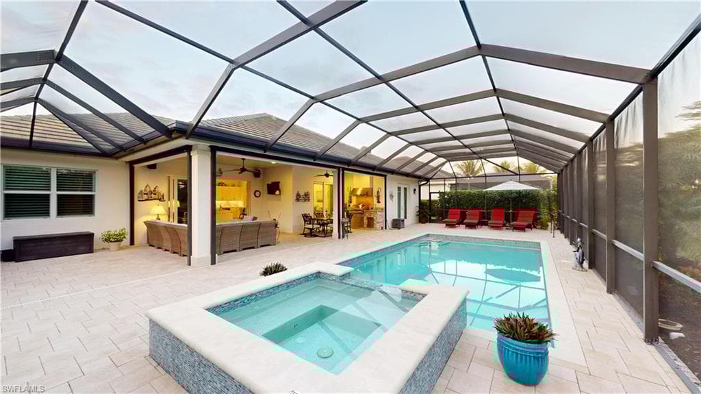 14308 Neptune Ave, Naples, FL 34114-3