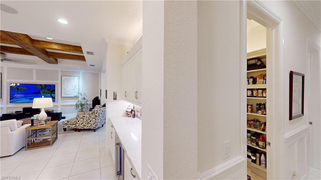 14308 Neptune Ave, Naples, FL 34114-39