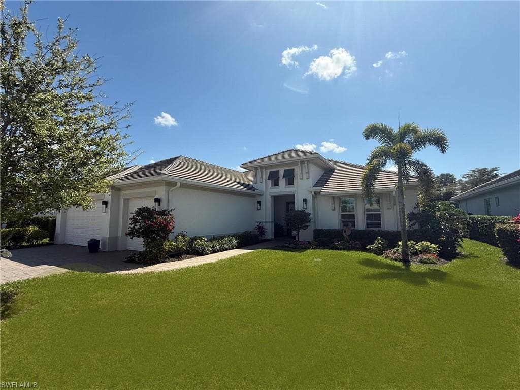 14308 Neptune Ave, Naples, FL 34114-47