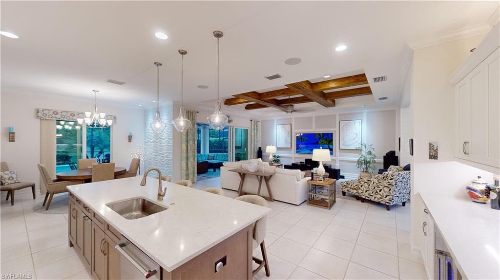 14308 Neptune Ave, Naples, FL 34114-8