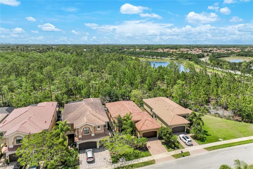 3487 Pacific Dr, Naples, FL 34119-22