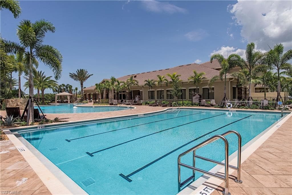 3487 Pacific Dr, Naples, FL 34119-32