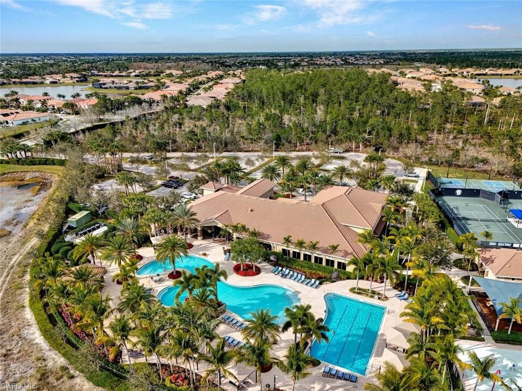 3487 Pacific Dr, Naples, FL 34119-35