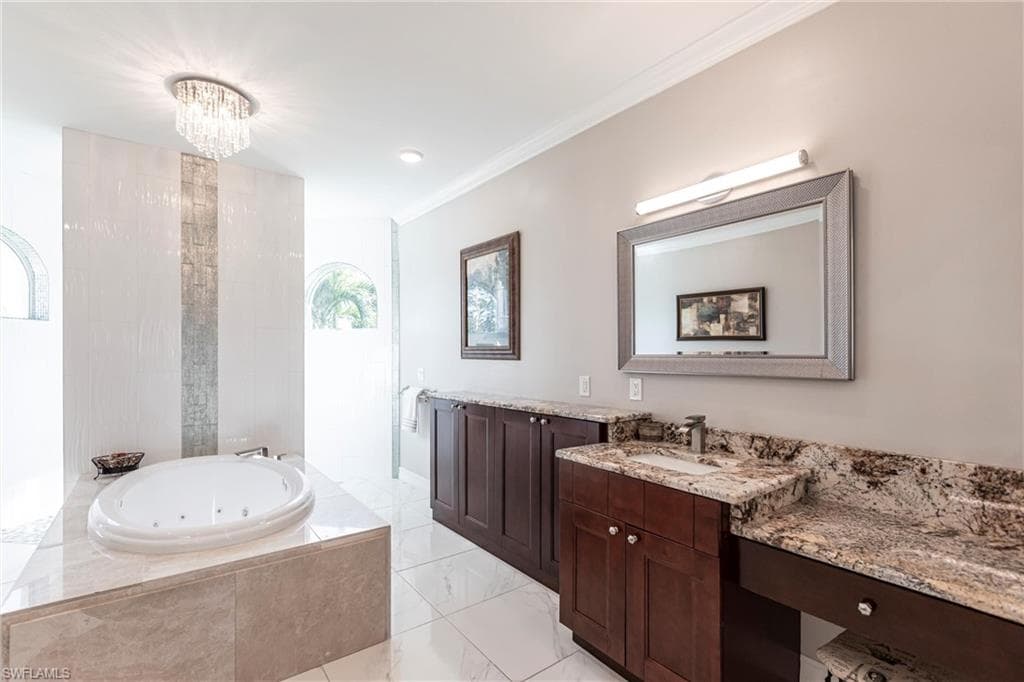 1813 21st Ter, Cape Coral, FL 33990-21
