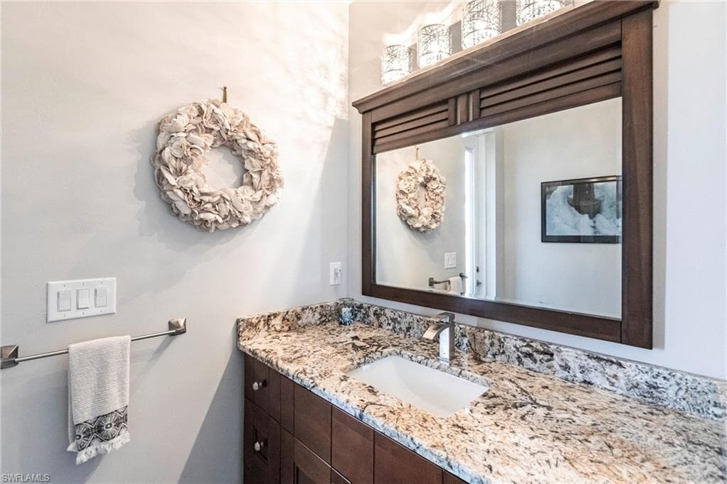 1813 21st Ter, Cape Coral, FL 33990-26