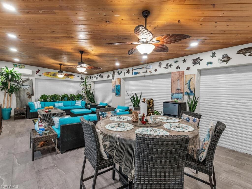 298 Shadowridge Ct, Marco Island, FL 34145-31
