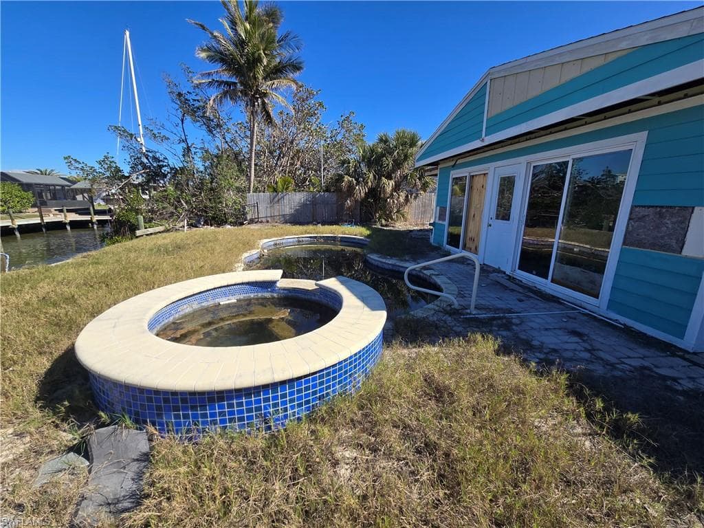 405 Washington Ct, Fort Myers Beach, FL 33931-10