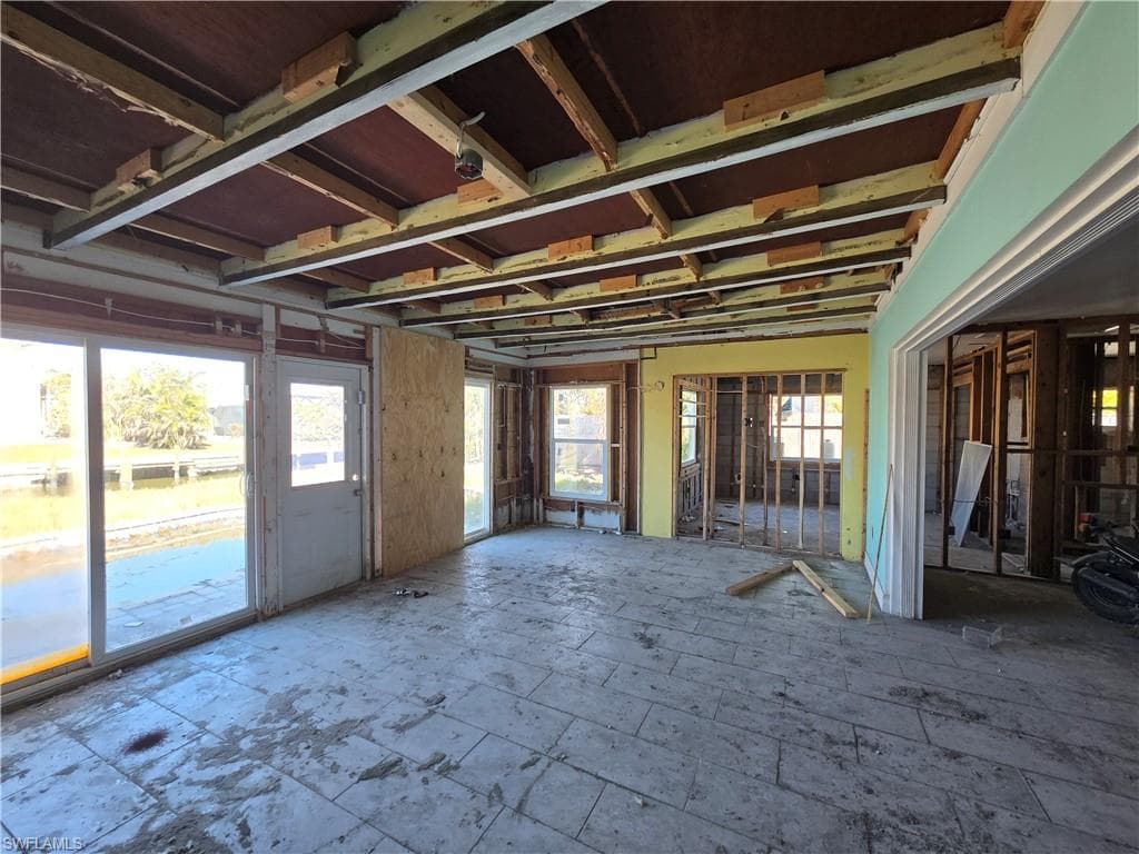 405 Washington Ct, Fort Myers Beach, FL 33931-20