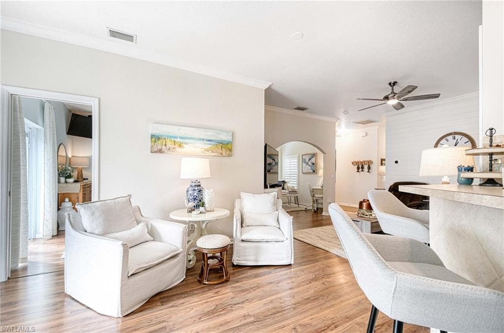 10721 Pearl Bay Cir, Estero, FL 33928-8