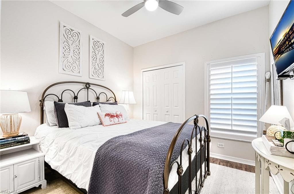10721 Pearl Bay Cir, Estero, FL 33928-11