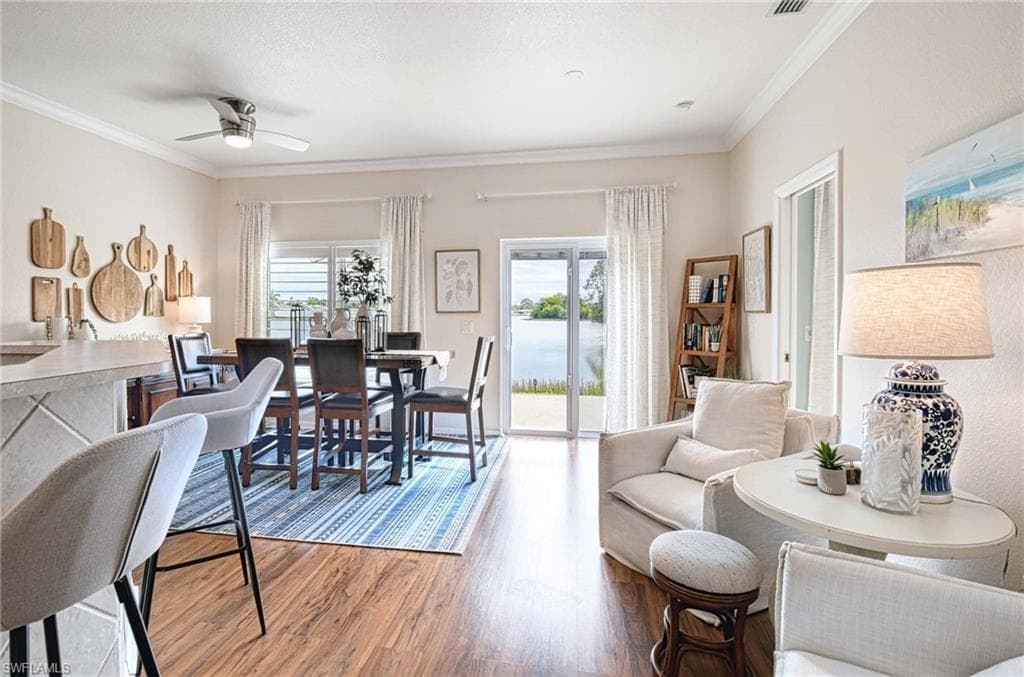 10721 Pearl Bay Cir, Estero, FL 33928-19