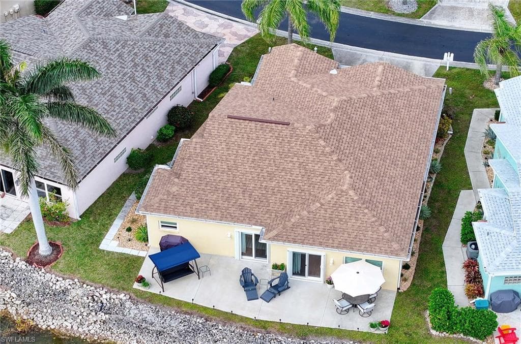 10721 Pearl Bay Cir, Estero, FL 33928-29