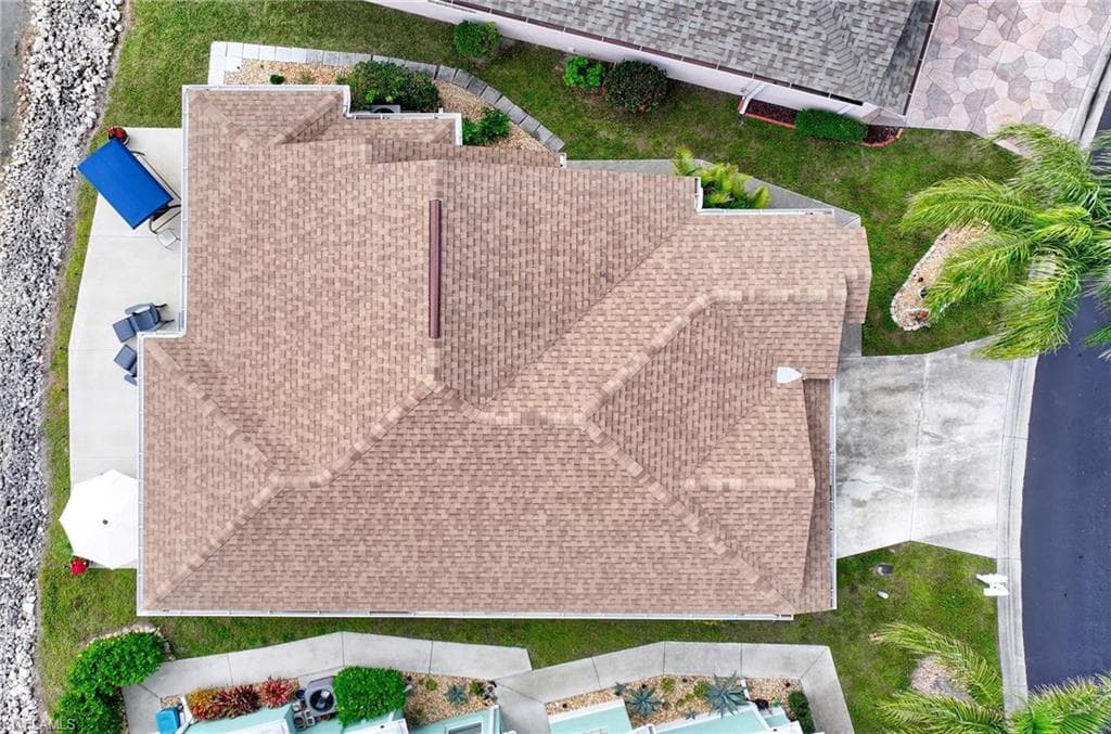 10721 Pearl Bay Cir, Estero, FL 33928-30