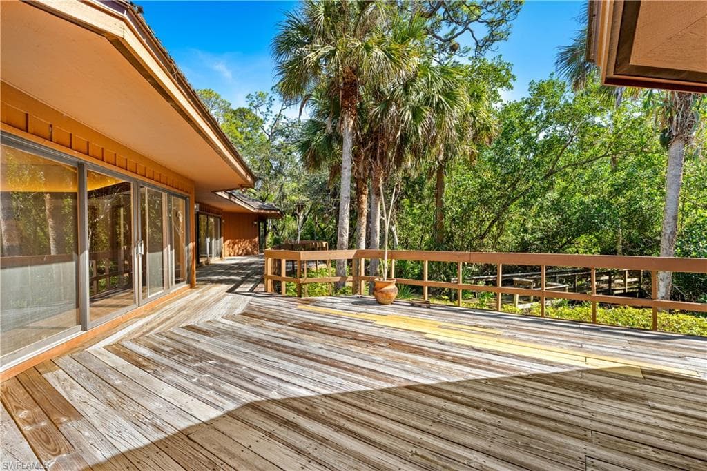 3720 Gail Blvd, Naples, FL 34104-14