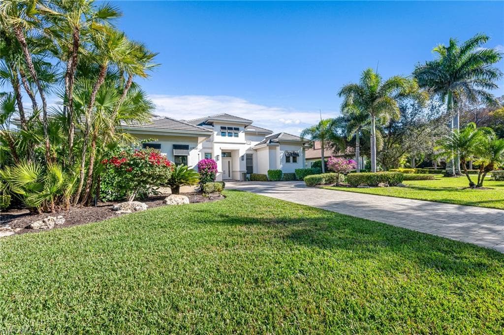 11955 Maidstone Ct, Naples, FL 34120-3
