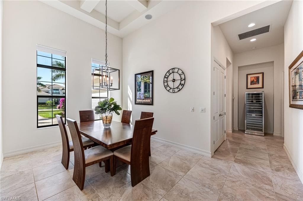 11955 Maidstone Ct, Naples, FL 34120-6