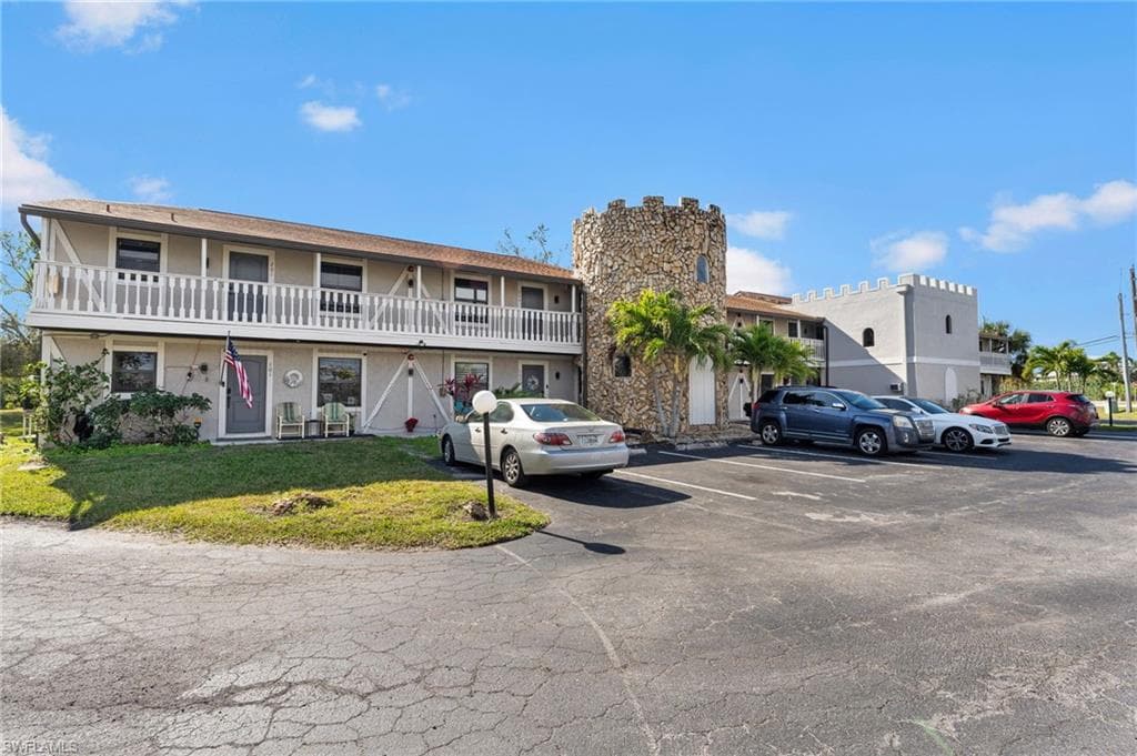 14053 Northumberland Dr 105, Fort Myers, FL 33908-39