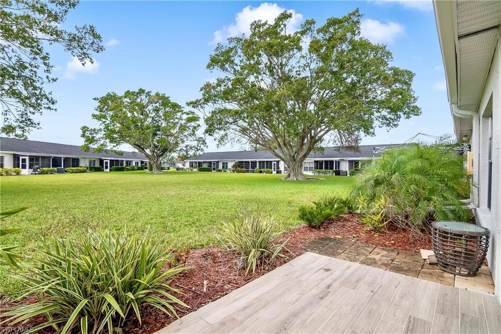 1348 Myerlee Gardens Ave, Fort Myers, FL 33919-15