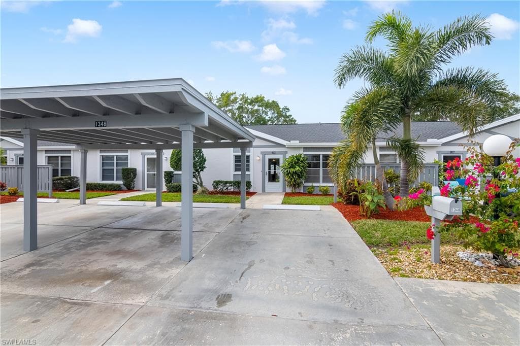1348 Myerlee Gardens Ave, Fort Myers, FL 33919-24
