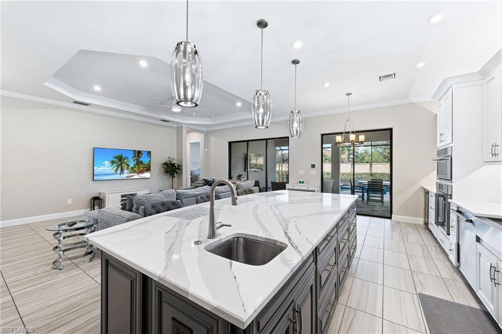 8139 Lucello Ter S, Naples, FL 34114-16