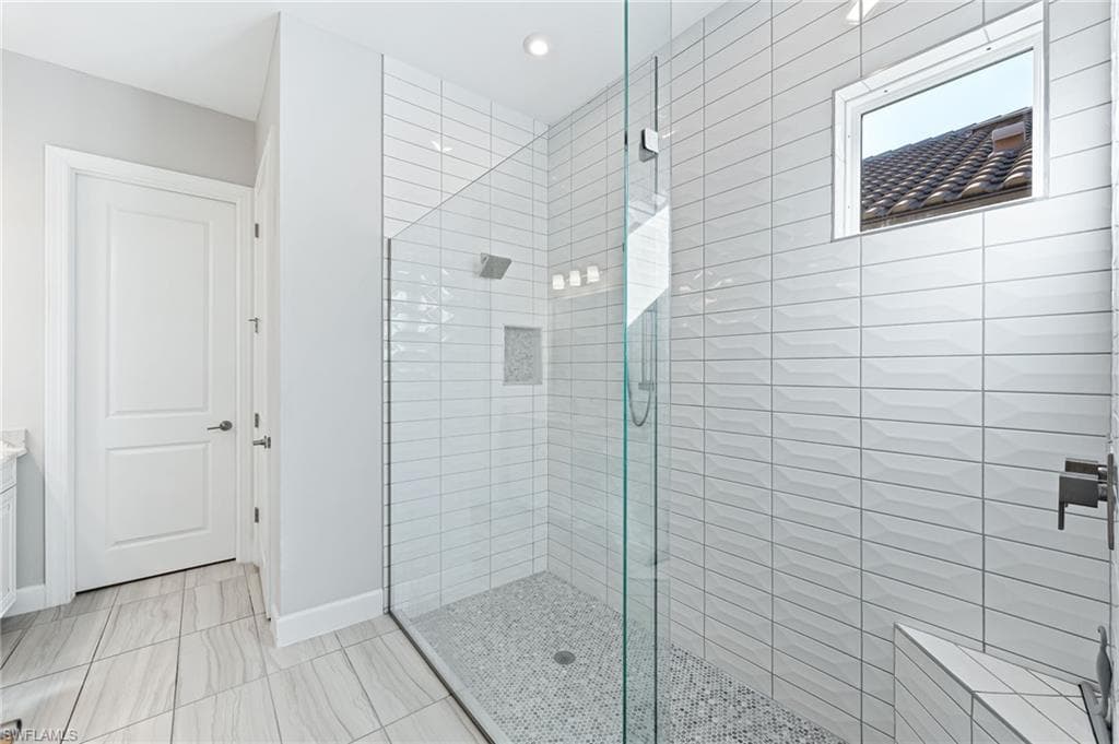 8139 Lucello Ter S, Naples, FL 34114-21