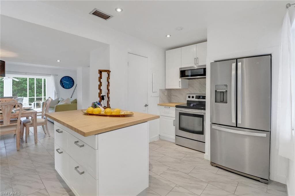 14 Watercolor Way 14, Naples, FL 34113-6