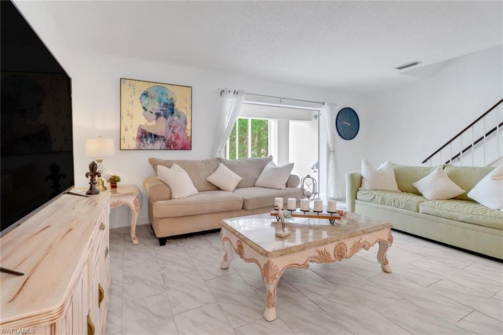 14 Watercolor Way 14, Naples, FL 34113-7