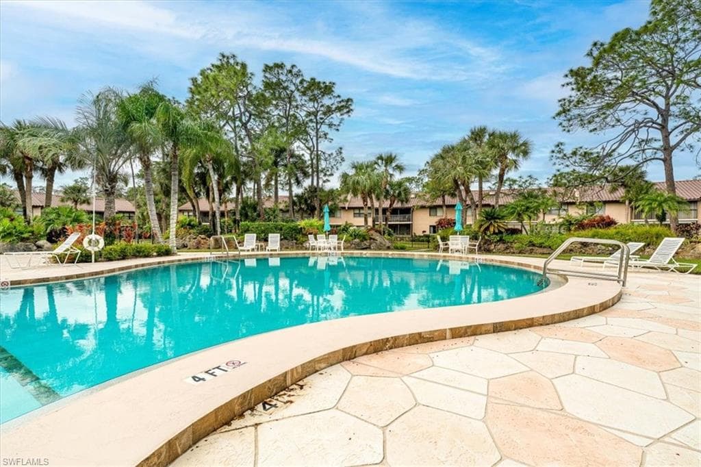 3219 Horse Carriage Way 306, Naples, FL 34105-22
