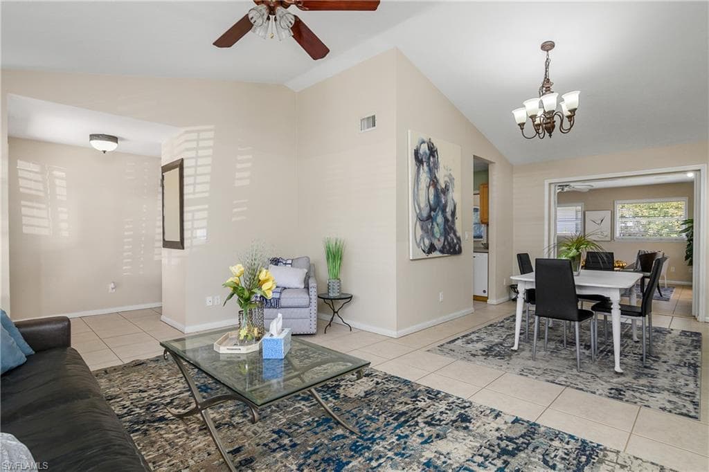 2560 11th Cir, Naples, FL 34103-6