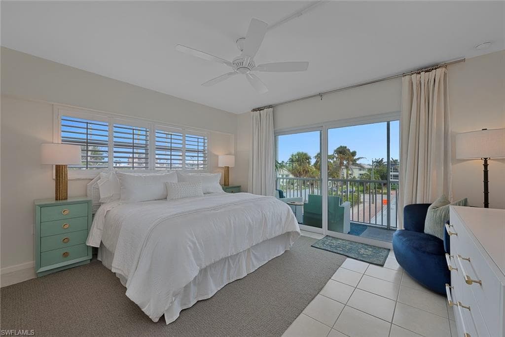 1977 Gulf Shore Blvd N 306, Naples, FL 34102-7