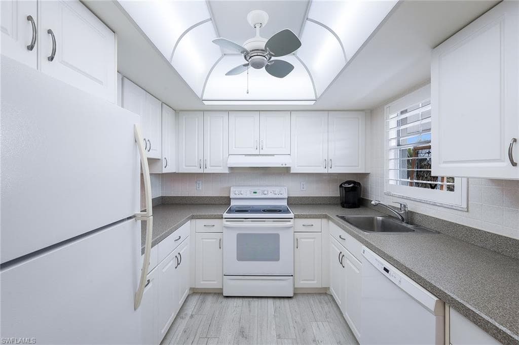 315 Saint Andrews Blvd A32, Naples, FL 34113-13