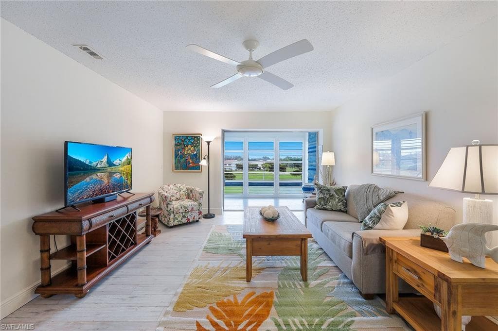 315 Saint Andrews Blvd A32, Naples, FL 34113-7