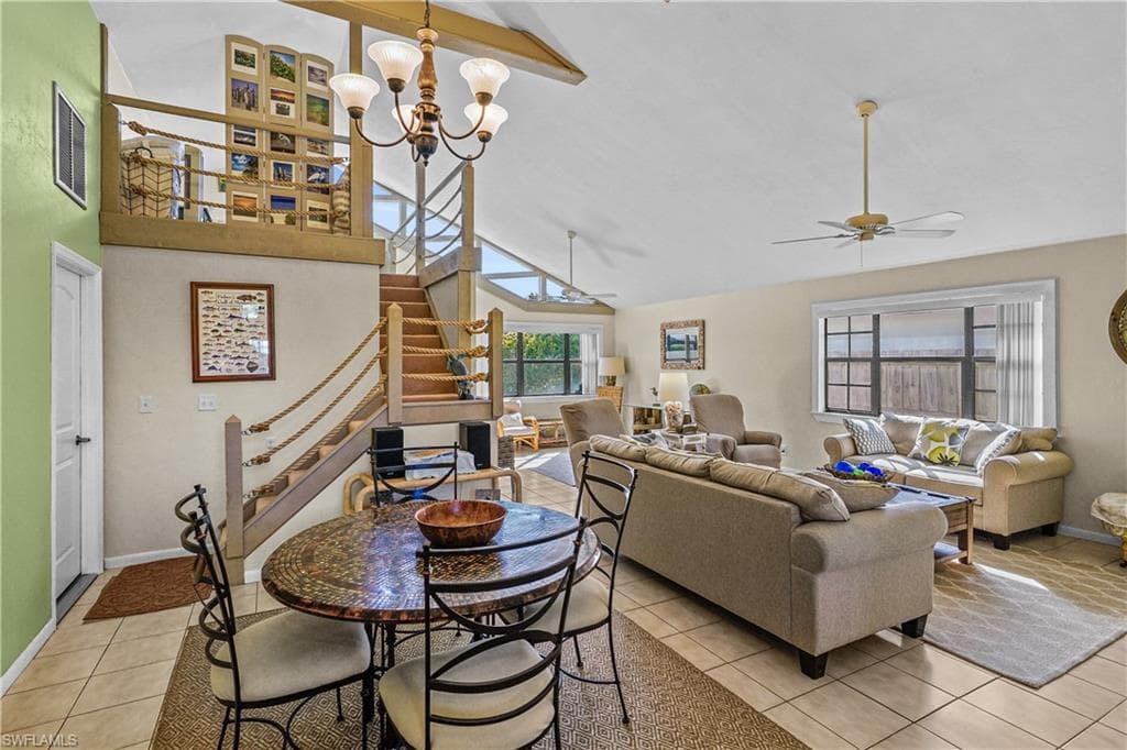 683 96th Ave N, Naples, FL 34108-9