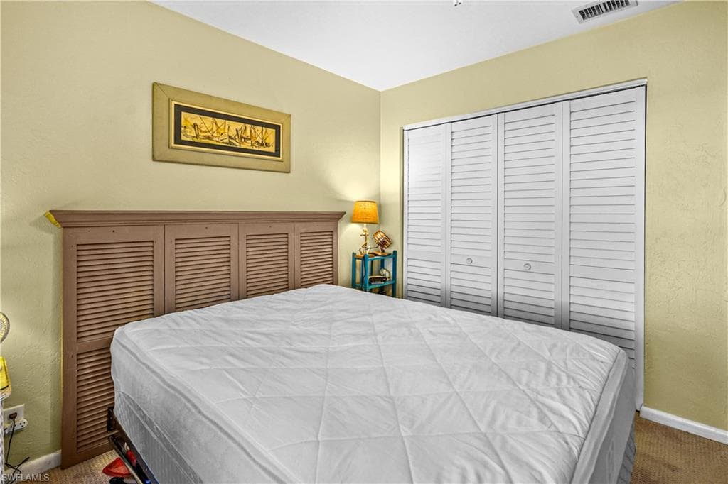 683 96th Ave N, Naples, FL 34108-19