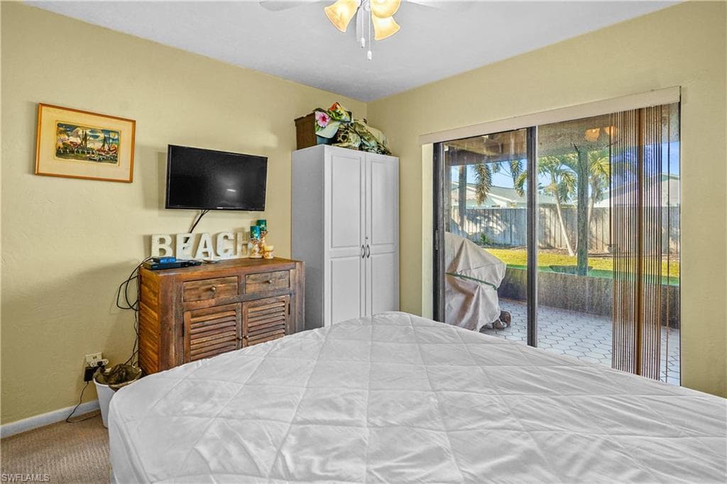 683 96th Ave N, Naples, FL 34108-20