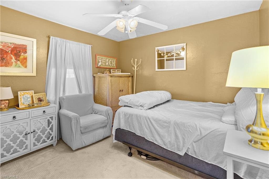 683 96th Ave N, Naples, FL 34108-24