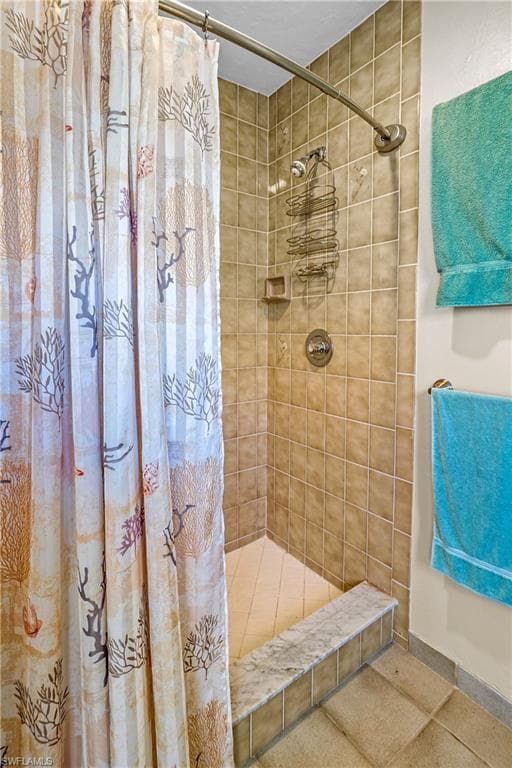 683 96th Ave N, Naples, FL 34108-25