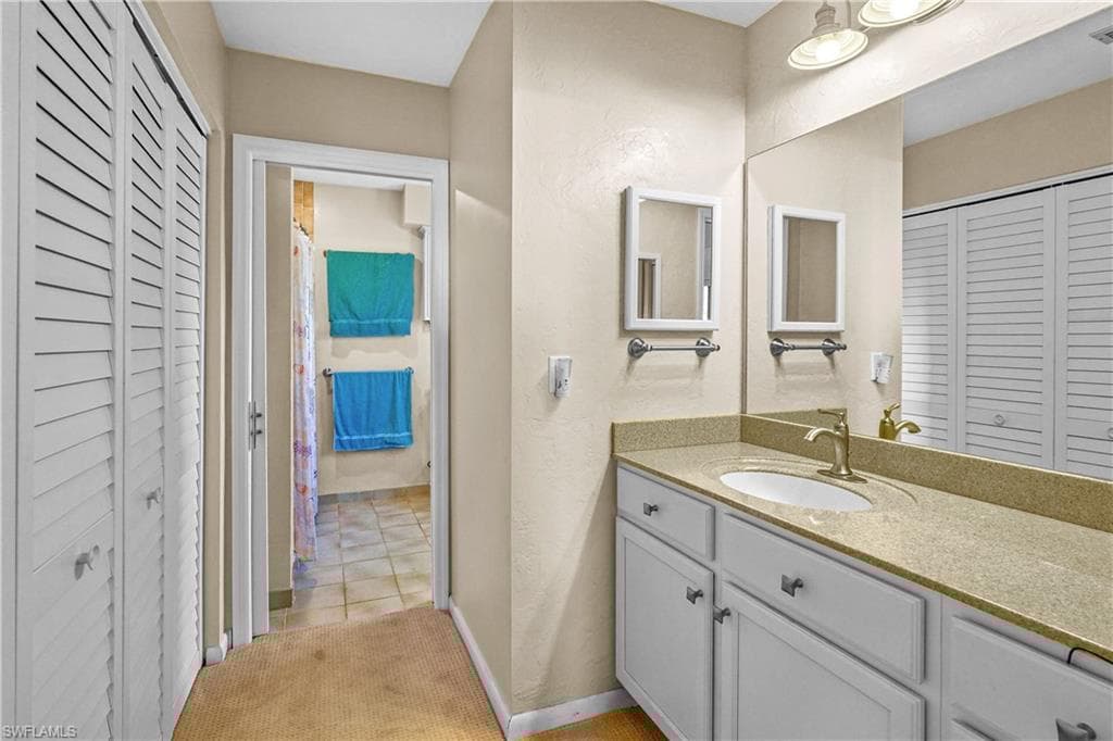 683 96th Ave N, Naples, FL 34108-26