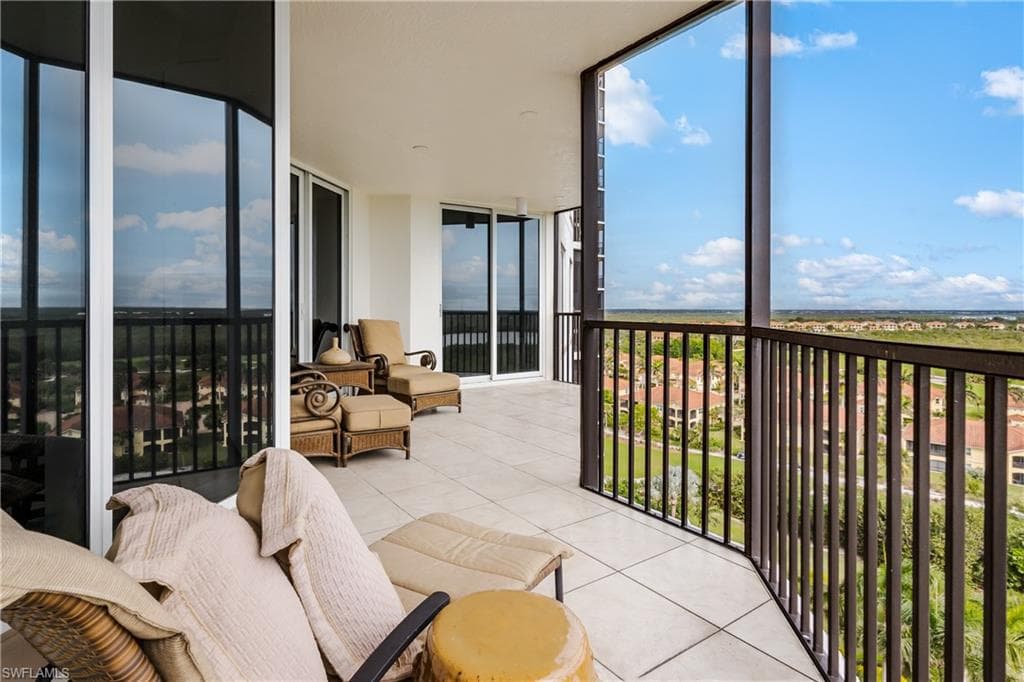 1060 Borghese Ln 1005, Naples, FL 34114-18