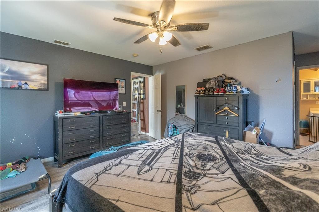 3421 68th Ave NE, Naples, FL 34120-9