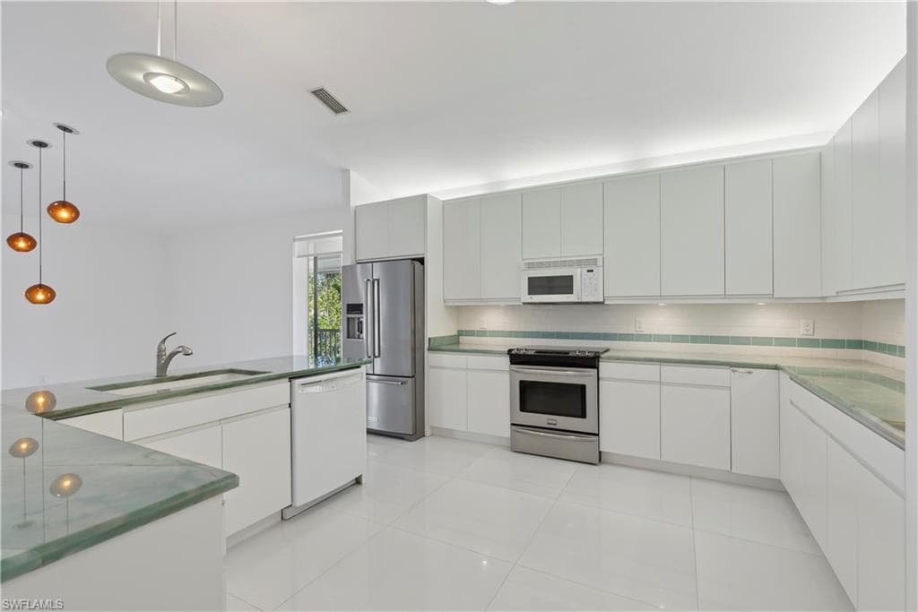940 Sand Dune Dr, Marco Island, FL 34145-12