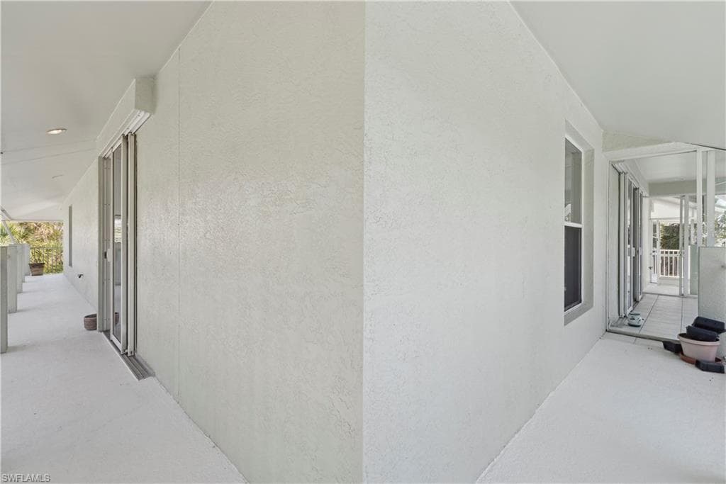 940 Sand Dune Dr, Marco Island, FL 34145-33