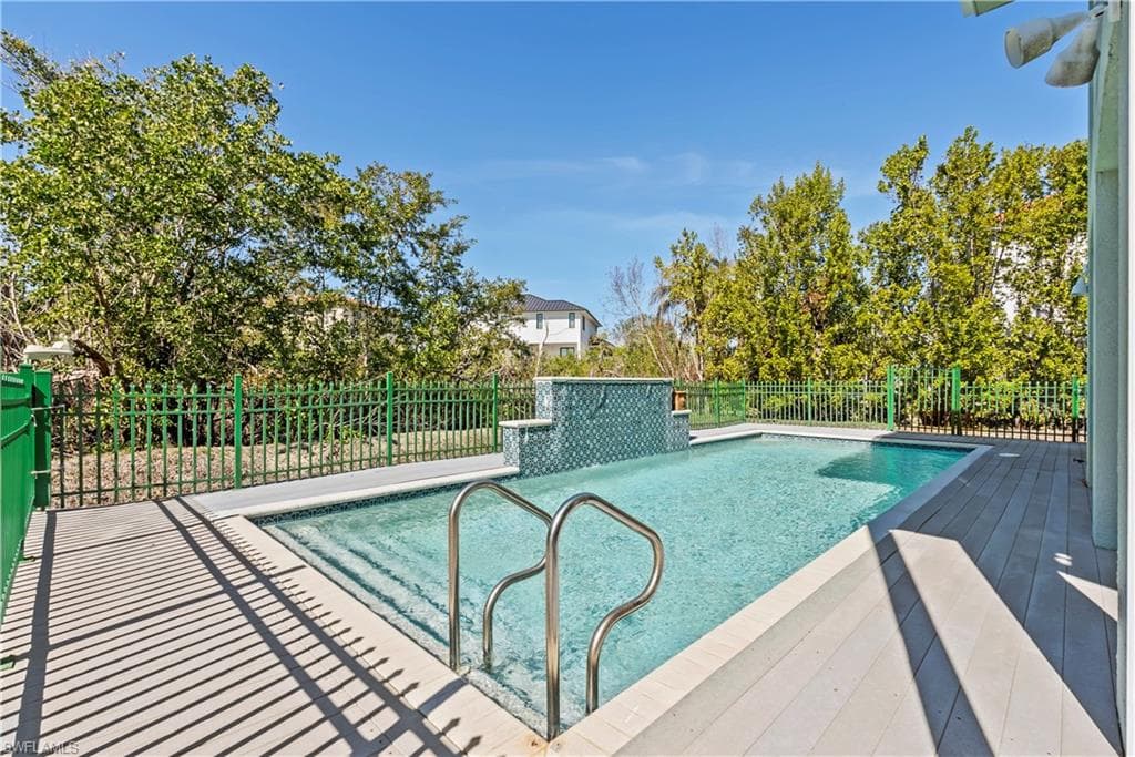 940 Sand Dune Dr, Marco Island, FL 34145-38