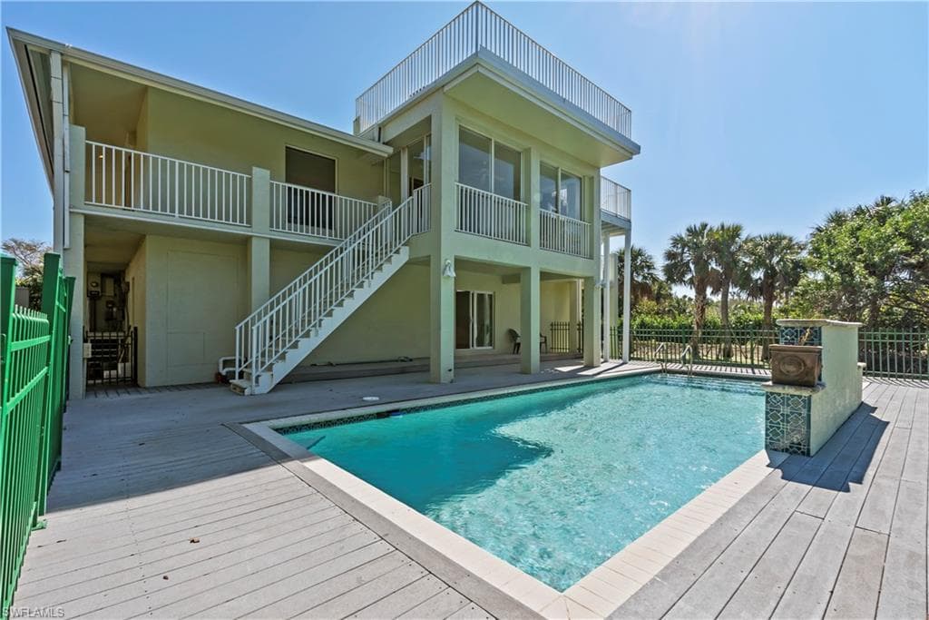 940 Sand Dune Dr, Marco Island, FL 34145-40