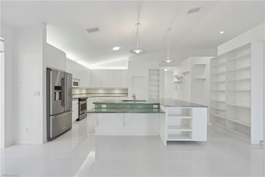 940 Sand Dune Dr, Marco Island, FL 34145-7