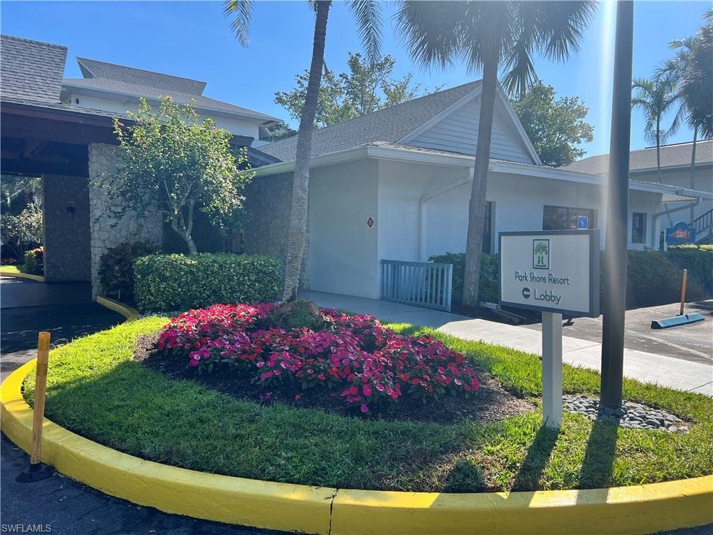 600 Neapolitan Way 342, Naples, FL 34103-12